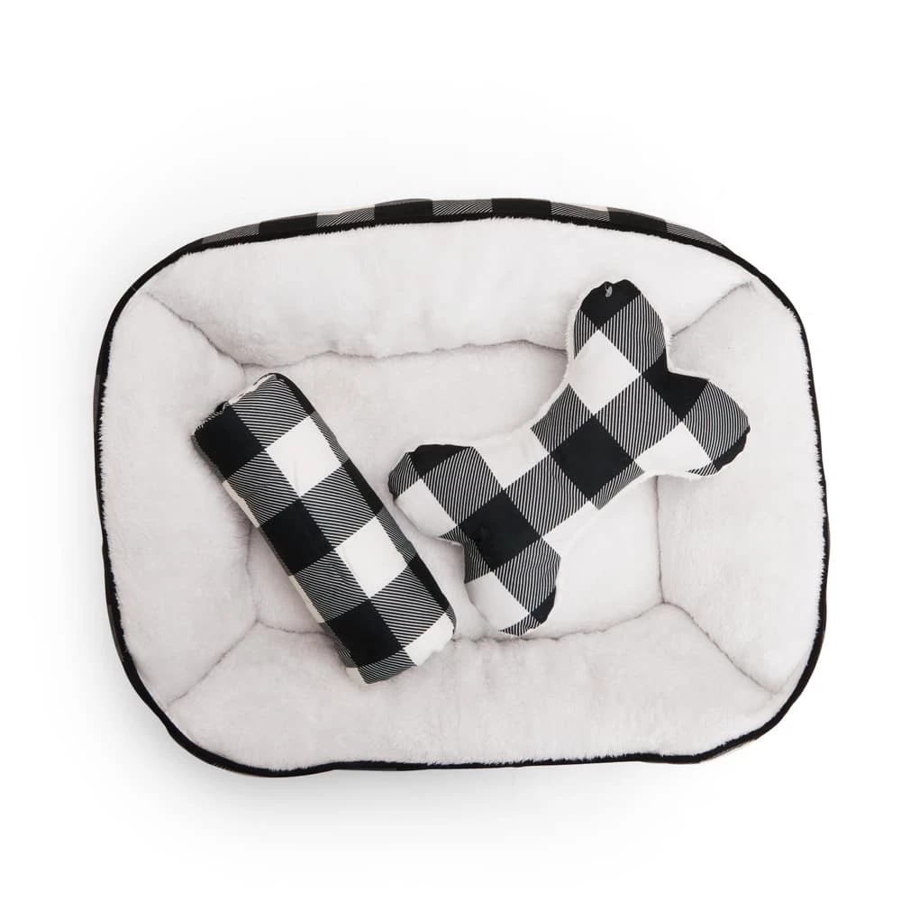 Petco Holiday Pet Bed Gift Set 5 Petco Holiday Pet Bed Gift Set - Image 3